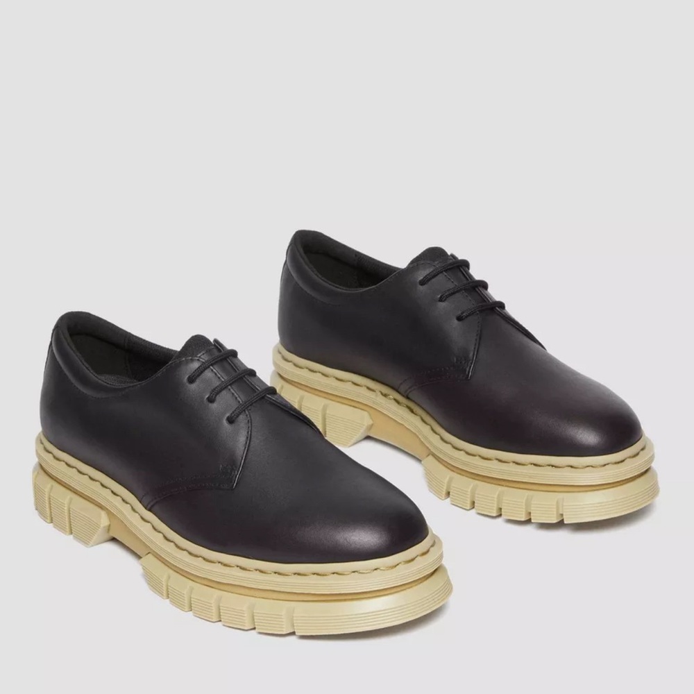 Dr. Martens Rikard Contrast Sole Leather Platform Oxfords
